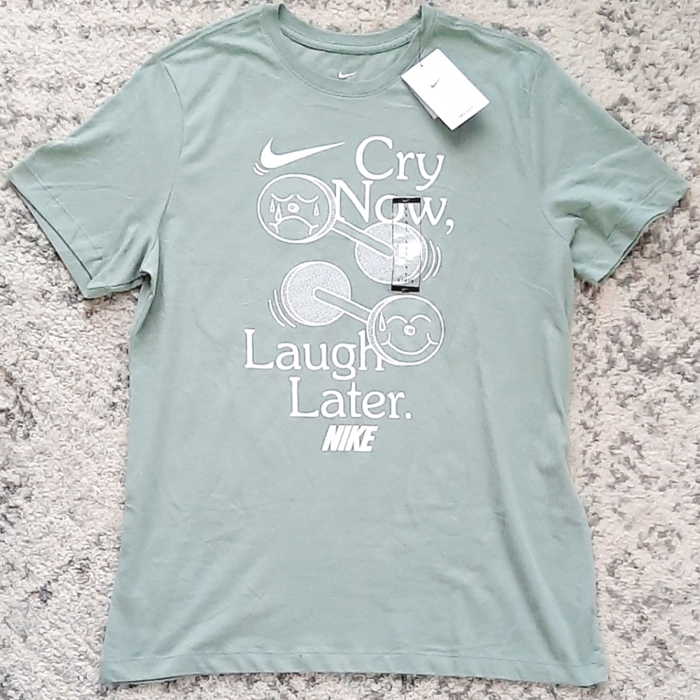 NWT Nike Tshirt Size L